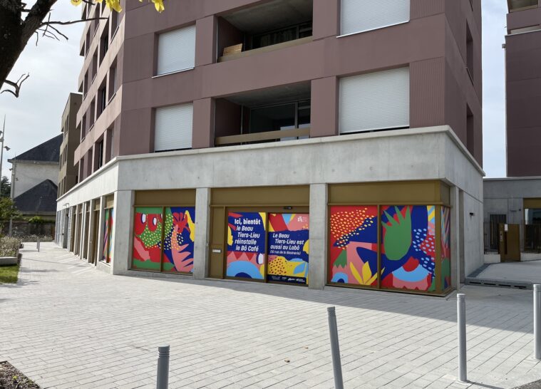 Vitrophanie pose 251003 2